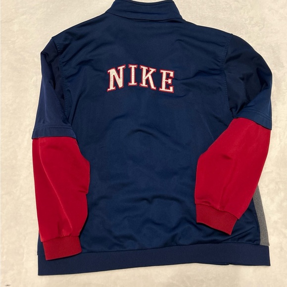 Nike Vintage Navy and Crimson Snap Botton Jacket - Picture 6 of 12
